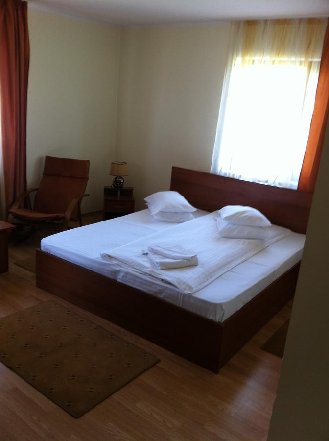 Jrb Hotel Doctor Petru Groza Dış mekan fotoğraf